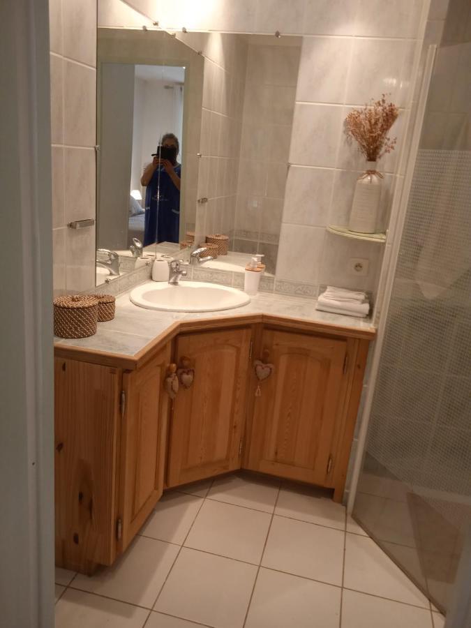 Chez Marie Bed & Breakfast Régusse Eksteriør bilde